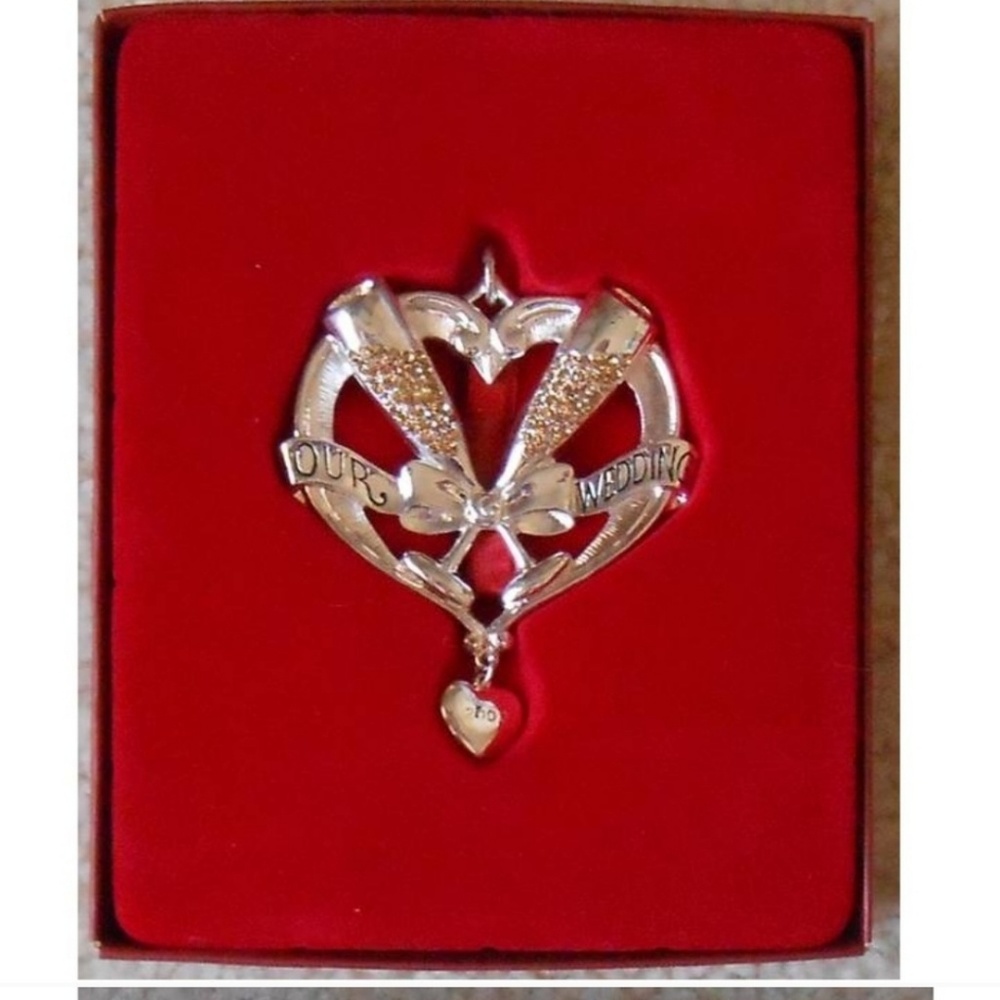 New pin
